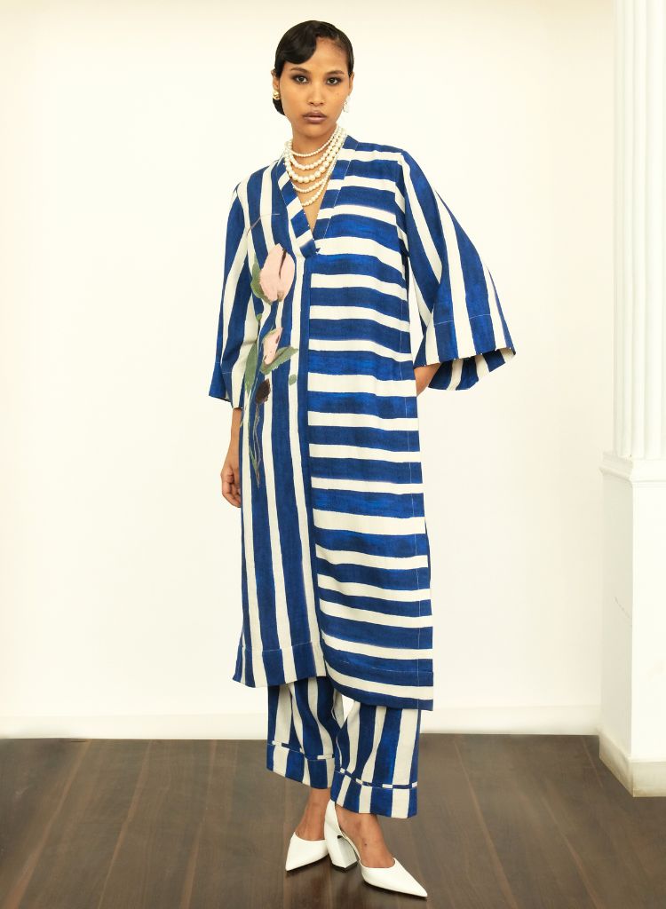 Why Cotton Kurtas Are the Ultimate Wardrobe Essential for Every Woman