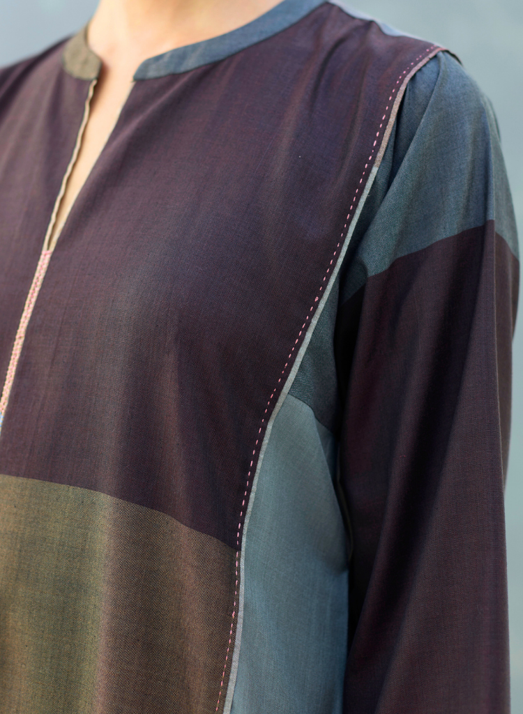 Warda Angrakha Kurta