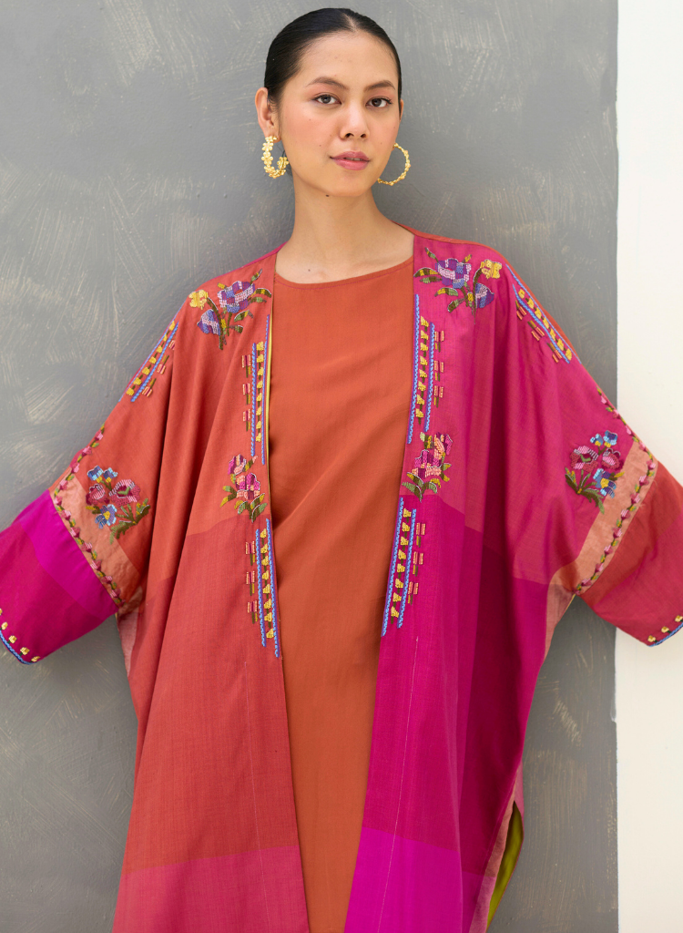 Darri Embroidered Overlay