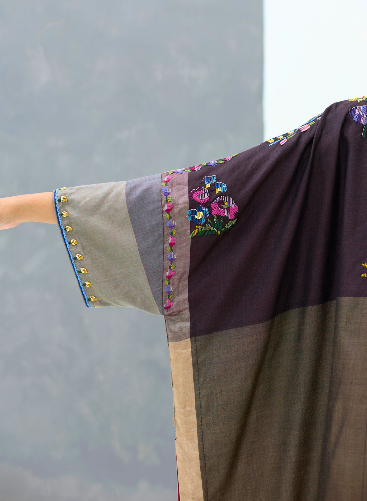 Darri Embroidered Overlay