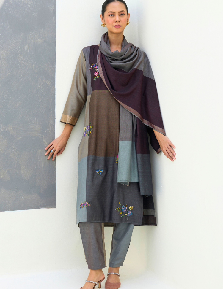 Nira Dupatta Set