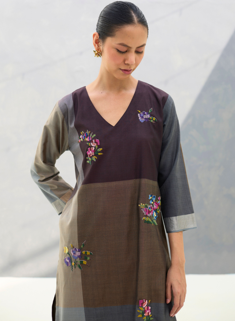 Nira Hand Embroidered Kurta
