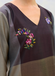 Nira Hand Embroidered Kurta