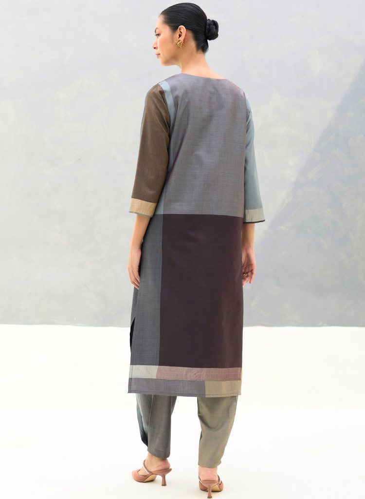 Nira Hand Embroidered Kurta