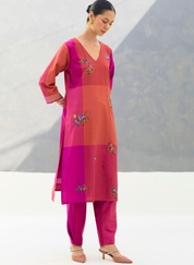 Nira Hand Embroidered Kurta