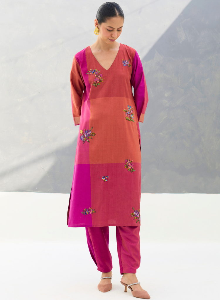 Nira Hand Embroidered Kurta