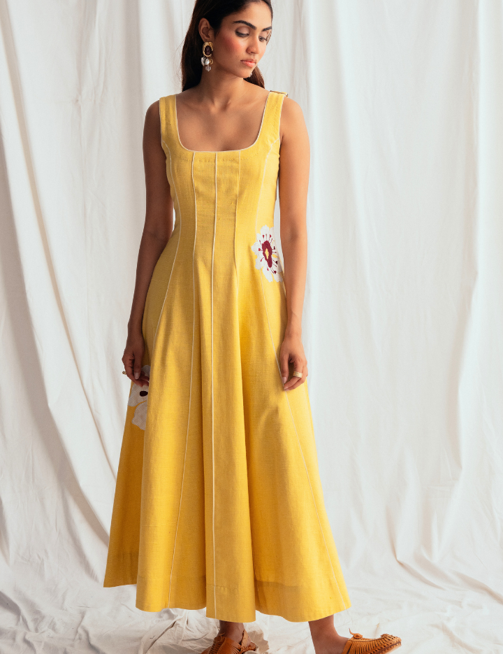 Aamras-Dress-E.png