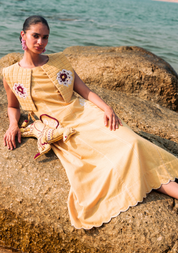 Aamras Handloom Bib