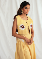Aamras Handloom Bib