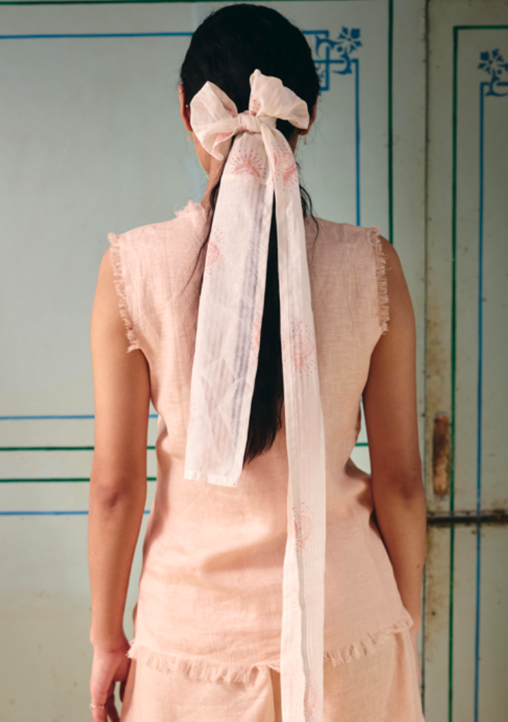 Aira Tie Scarf