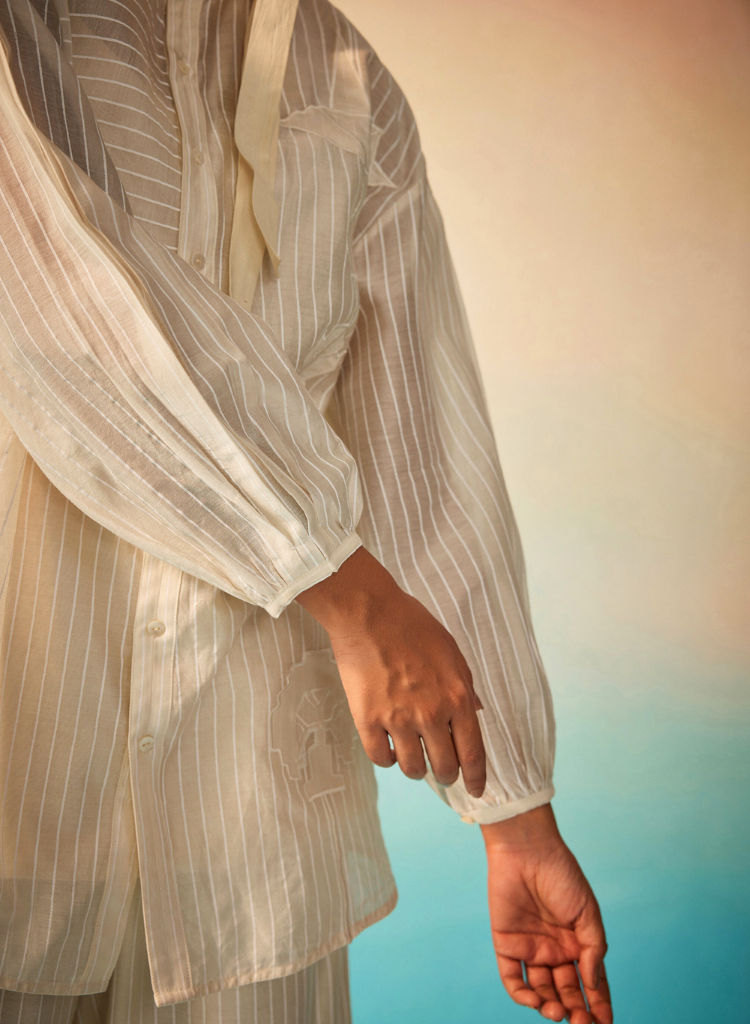 Akai Ito Mandarin Shirt