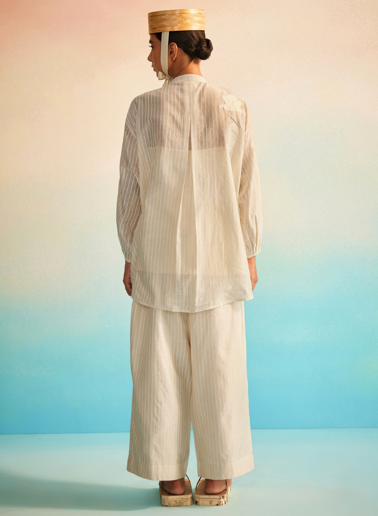 Akai Ito Mandarin Shirt