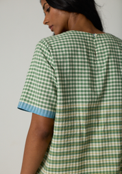 Akira Top