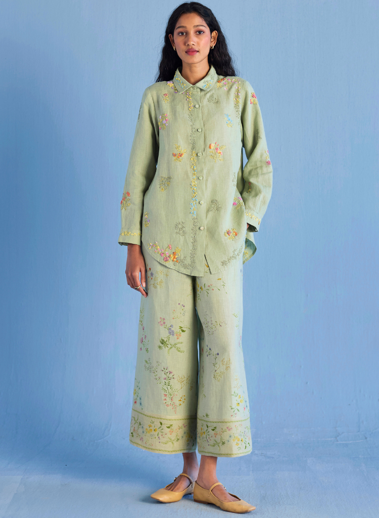 Alila Hand Embroidered Set