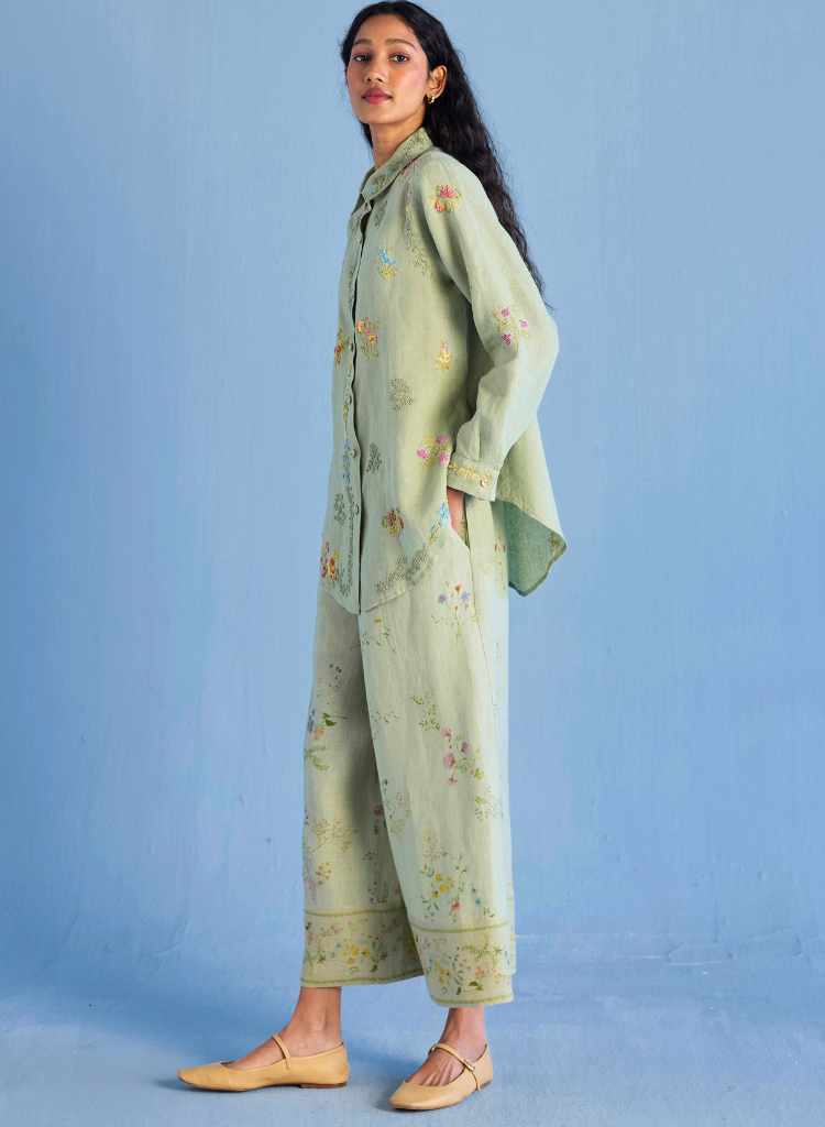 Alila Hand Embroidered Set