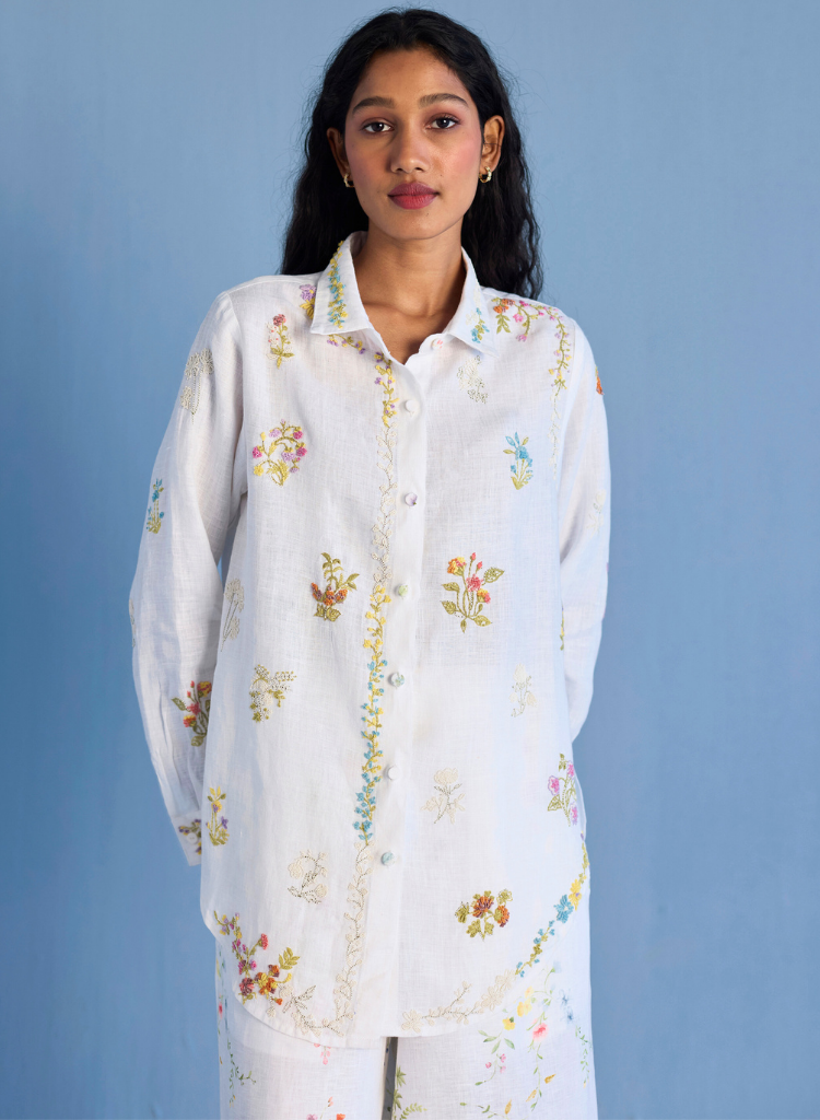 Alila Hand Embroidered Set