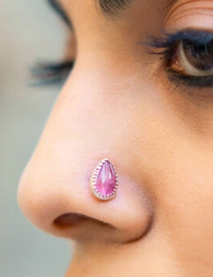 Amethyst-Bud-Nose-Pin-A_33c769ed-8795-4aa2-95a8-60e626bd8f61.jpg