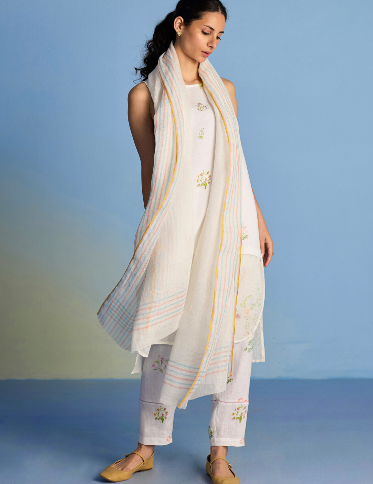 Aneya-Patchwork-Set-White-A_5a83dc21-9bce-4f36-959a-f29785522bba.png