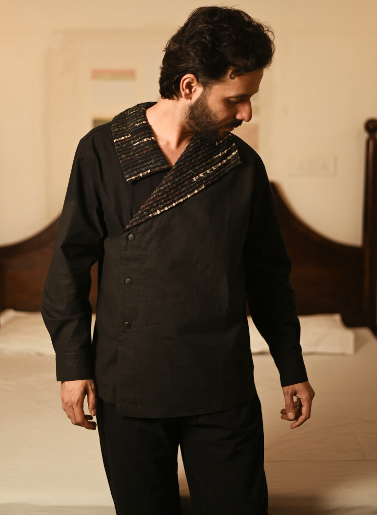 Arrow Collar Black Shirt