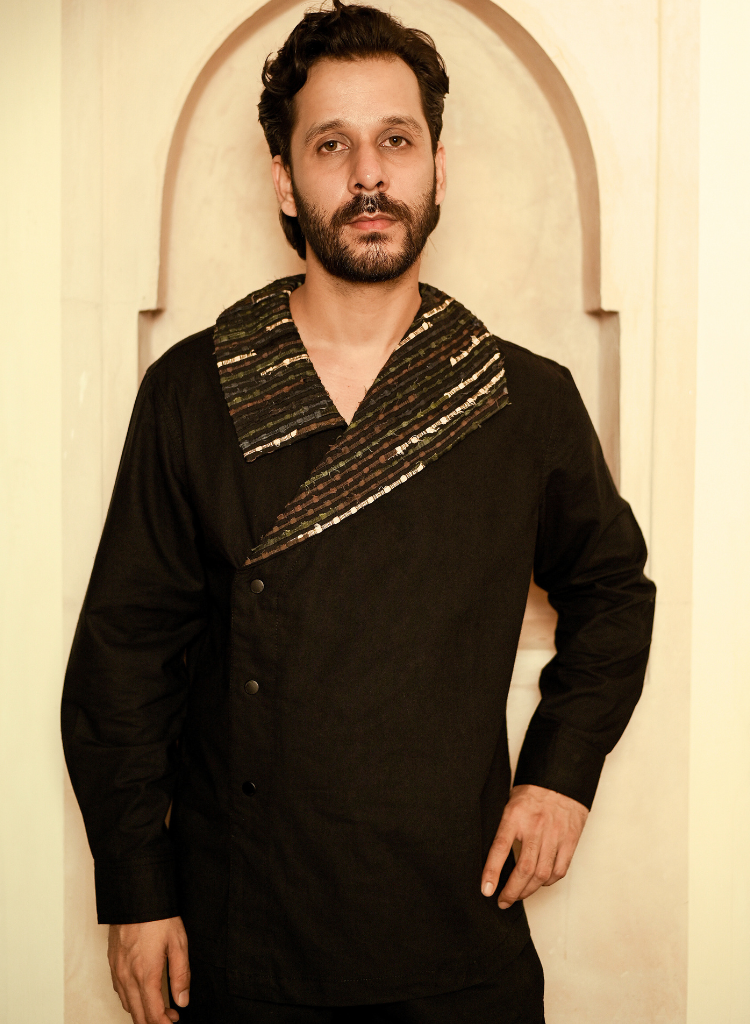 Arrow Collar Black Shirt