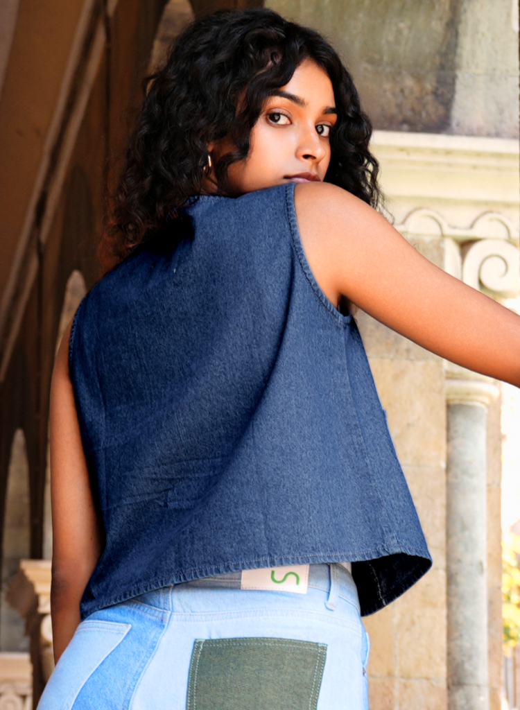 Short Top x Waist Coat