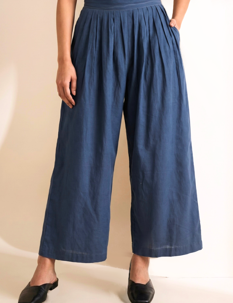 Aurora-Pants-Navy-A_b22b68f9-e772-4d5f-9969-7f74a2565515.png