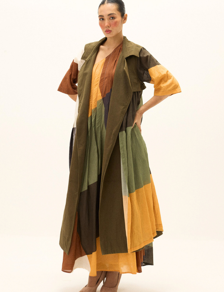 Autumn-Veil-Coat-B_8eb05d08-5652-436d-8a16-dc691b56daab.png