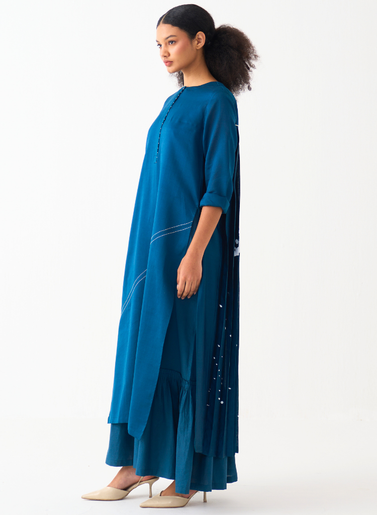 Back Pleat Splash Dress