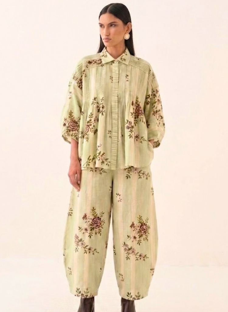 Bagiya Floral Pintuck Top
