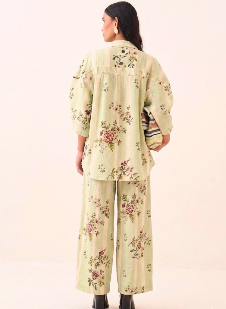 Bagiya Floral Pintuck Top