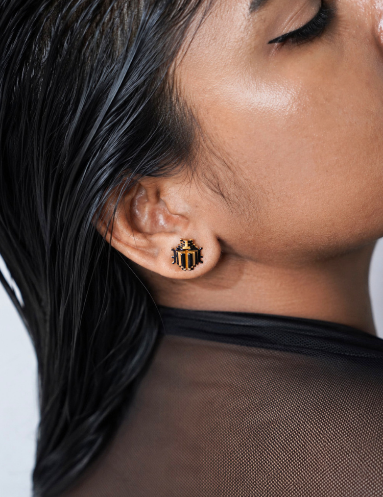 Beetle-Earrings-S-B.png