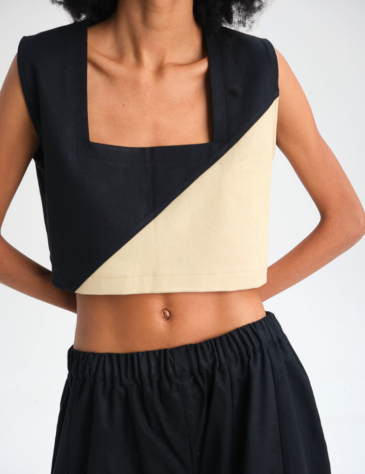 Black-Bluebell-Top-A.png