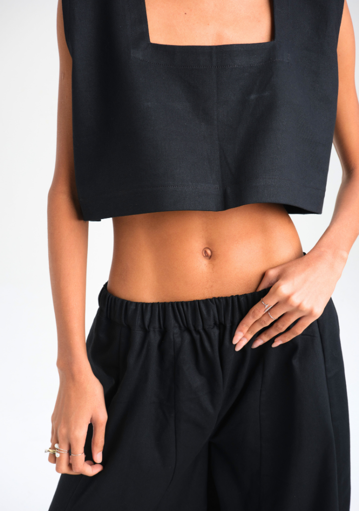 Black Lotus Top