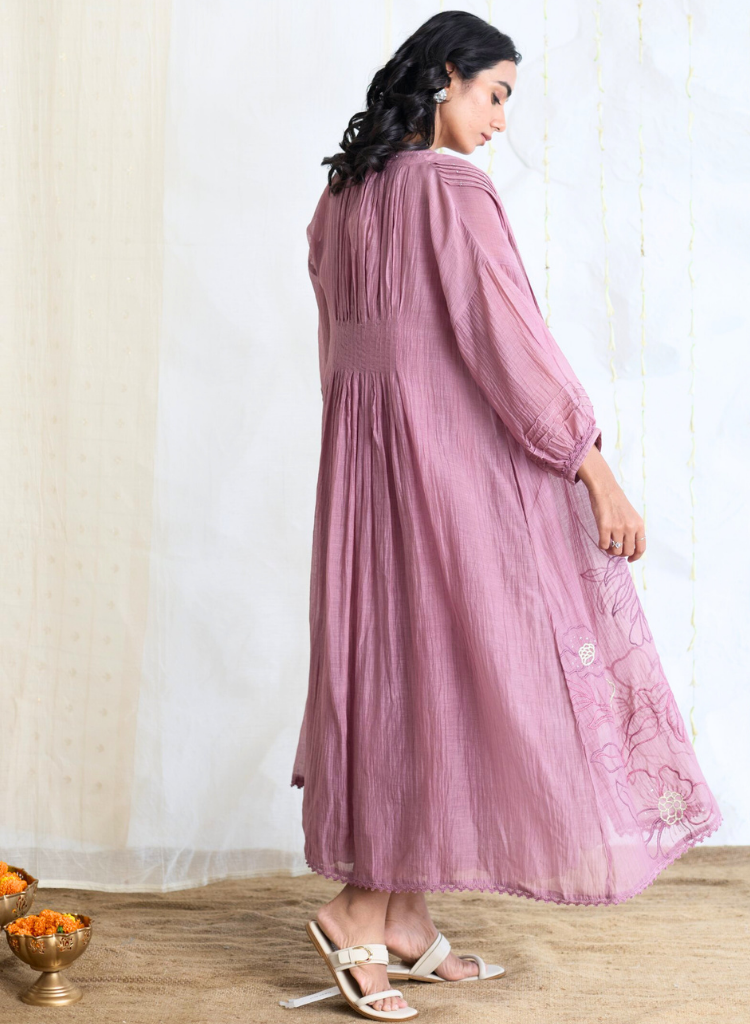 Bloom Embroidered Set