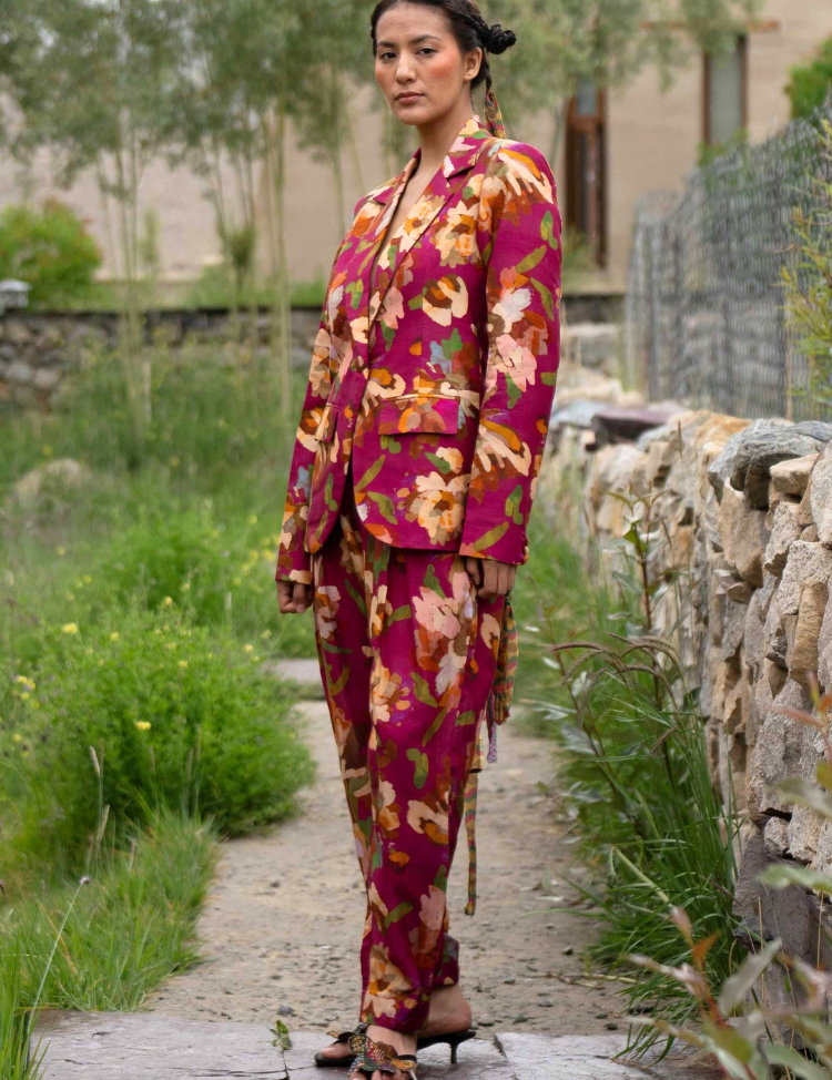 Bloom-Pantsuit-B.png
