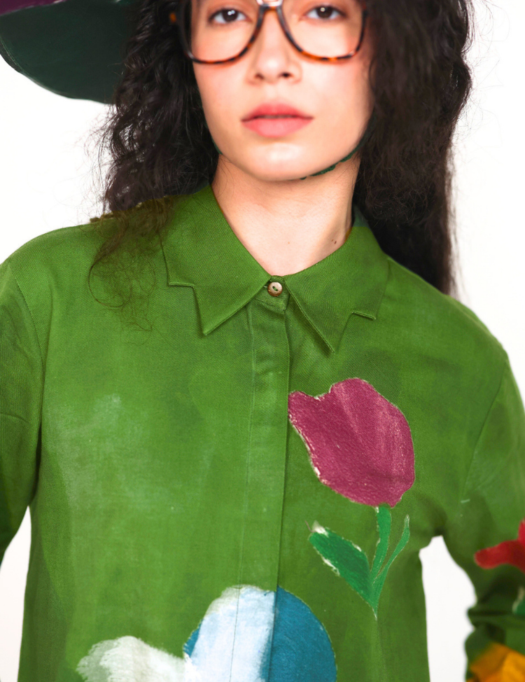 Bloom-Shirt-E_4b5cb316-d9f4-4fb1-9288-603407c91214.png