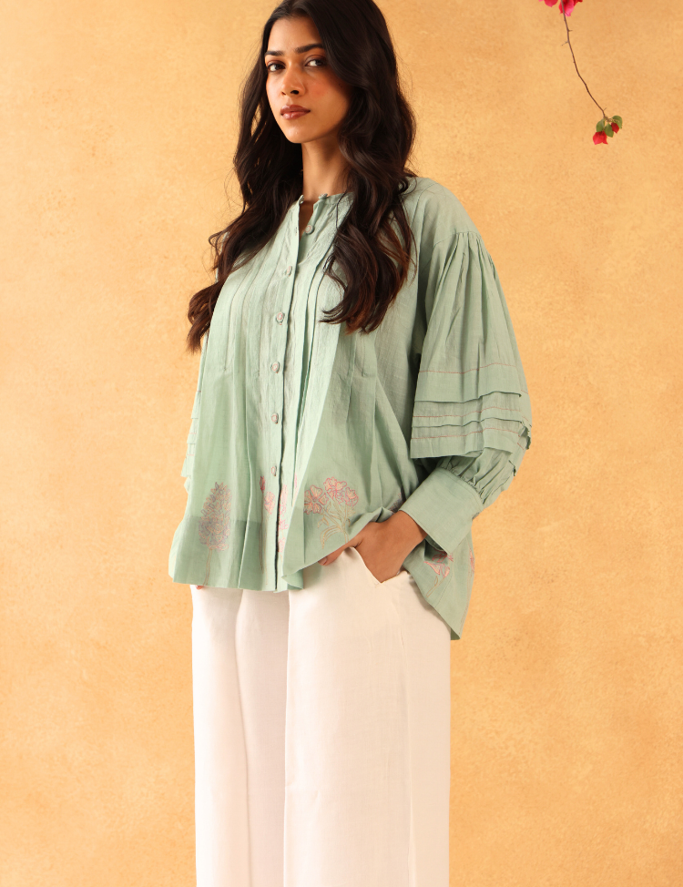 Blossom-Shirt-Sage-B.png