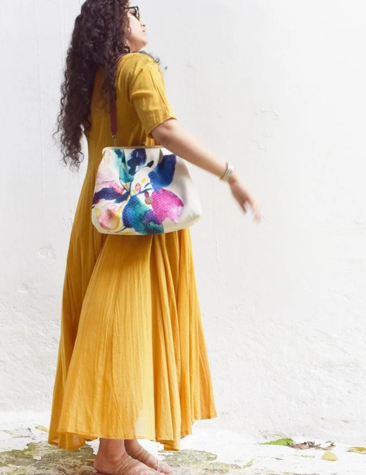 Blue-Jay-Luxe-Clutch-B.png