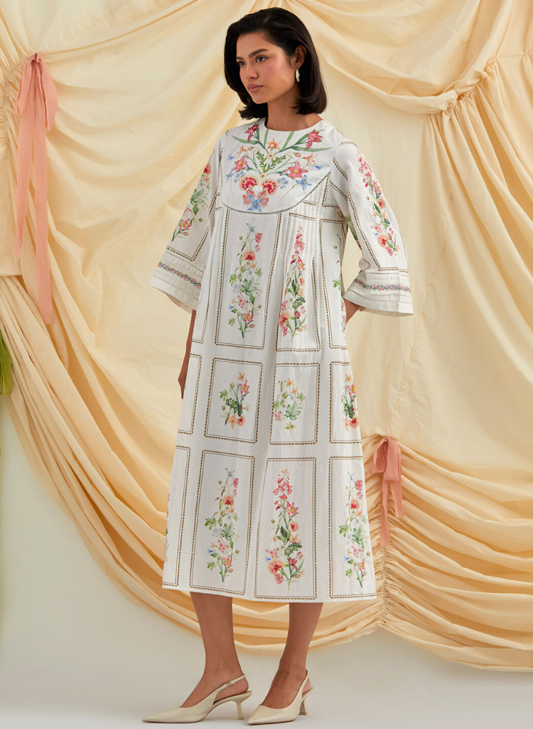 Bouquet Pleated Dress