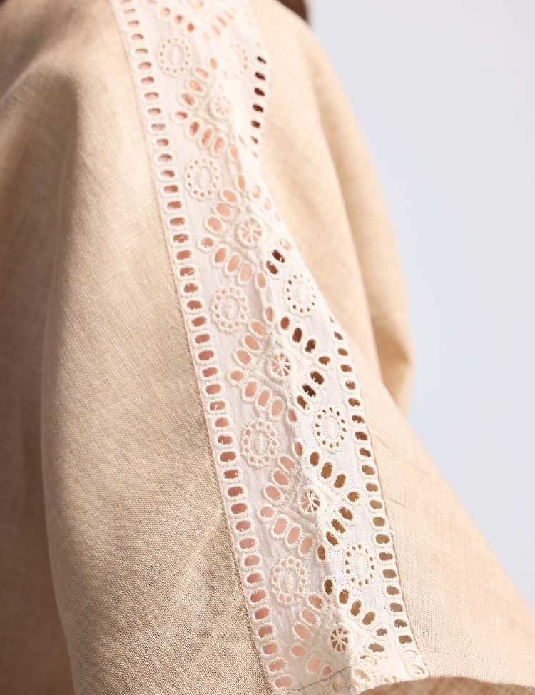 Boxy-Shirt-with-Lace-A.png