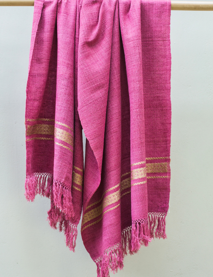 Bright-rose-motif-stole-B.png