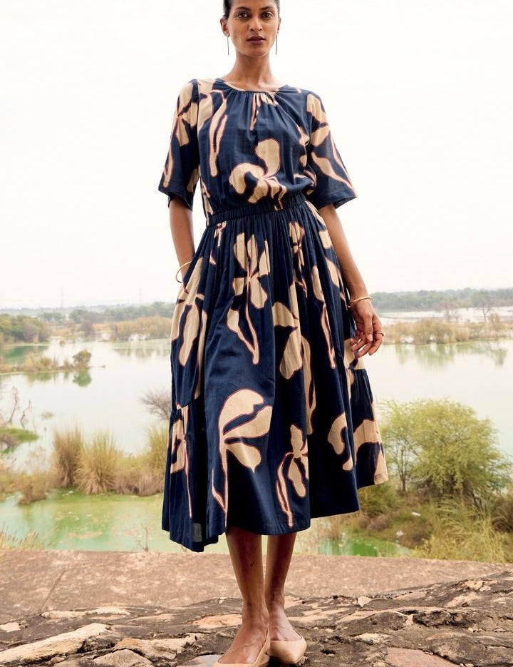 Bulbul-Dress-B_ce51ca2c-430d-4d43-bb5c-6d739606dcf3.jpg
