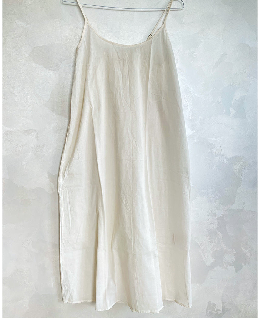 Camille-Slip-Dress-White2_7576402b-7b62-46e6-b3fa-bfd9831e987d.jpg