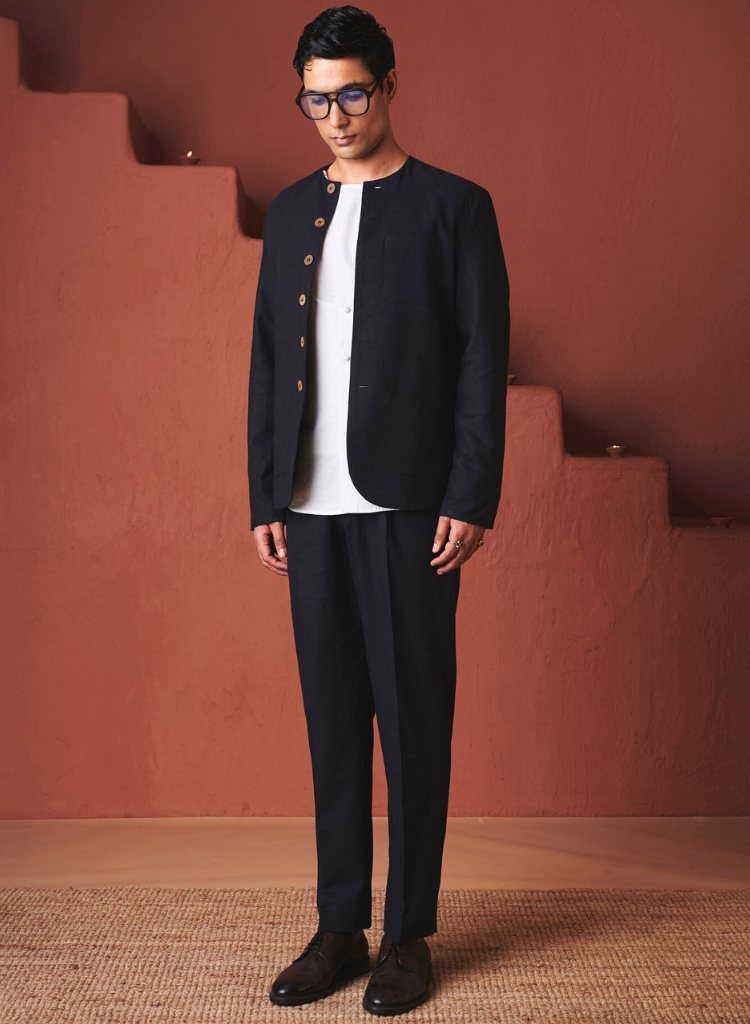 Carbon Pleated Tapered Pants