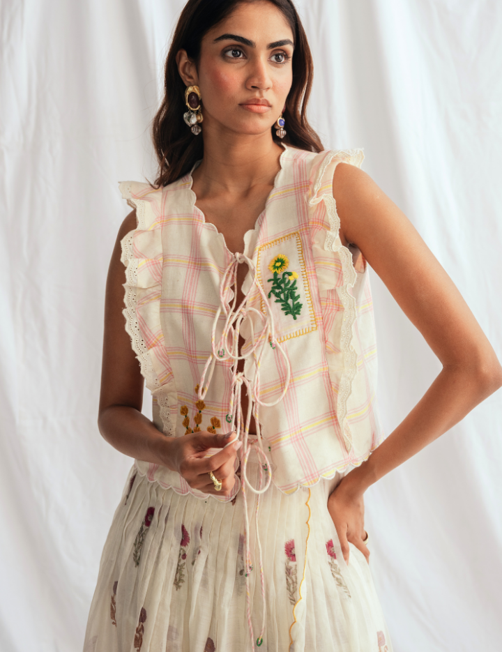 Chataai-Blouse-D.png