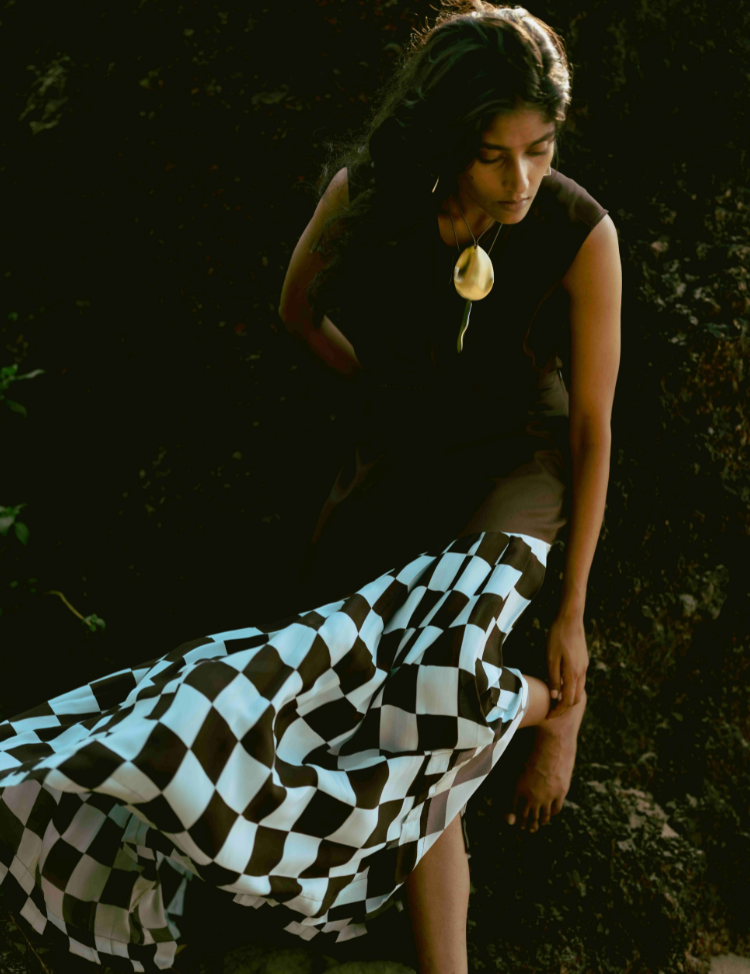 Checkered-Skirt-Dark-Brown-Q.png
