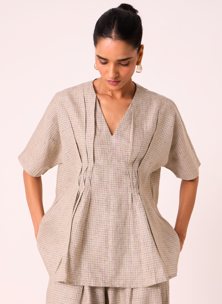 Chekku Checkered Top
