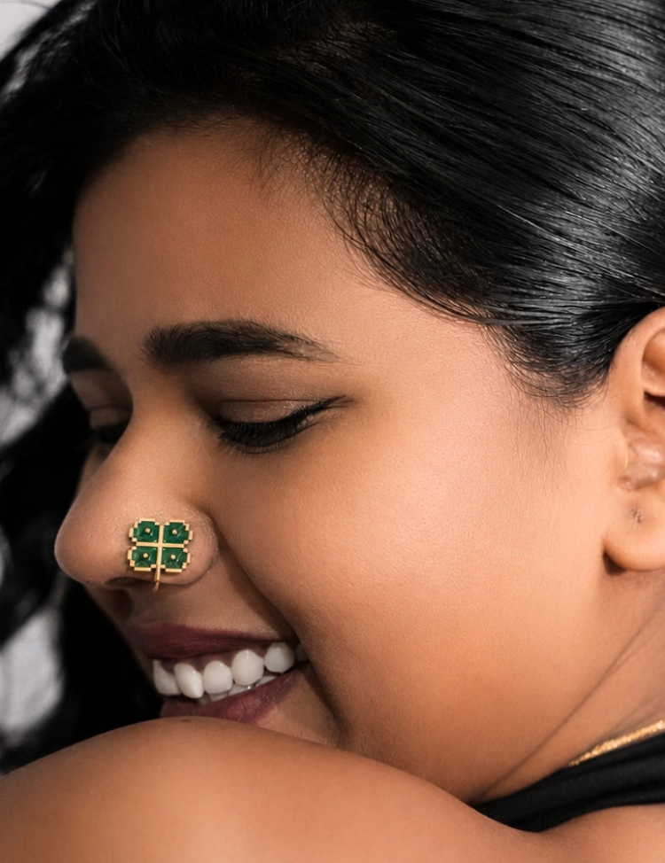 Clover-Nose-Pin-C.png