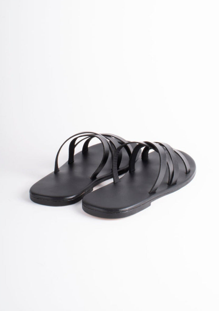 Criss Cross Chappals