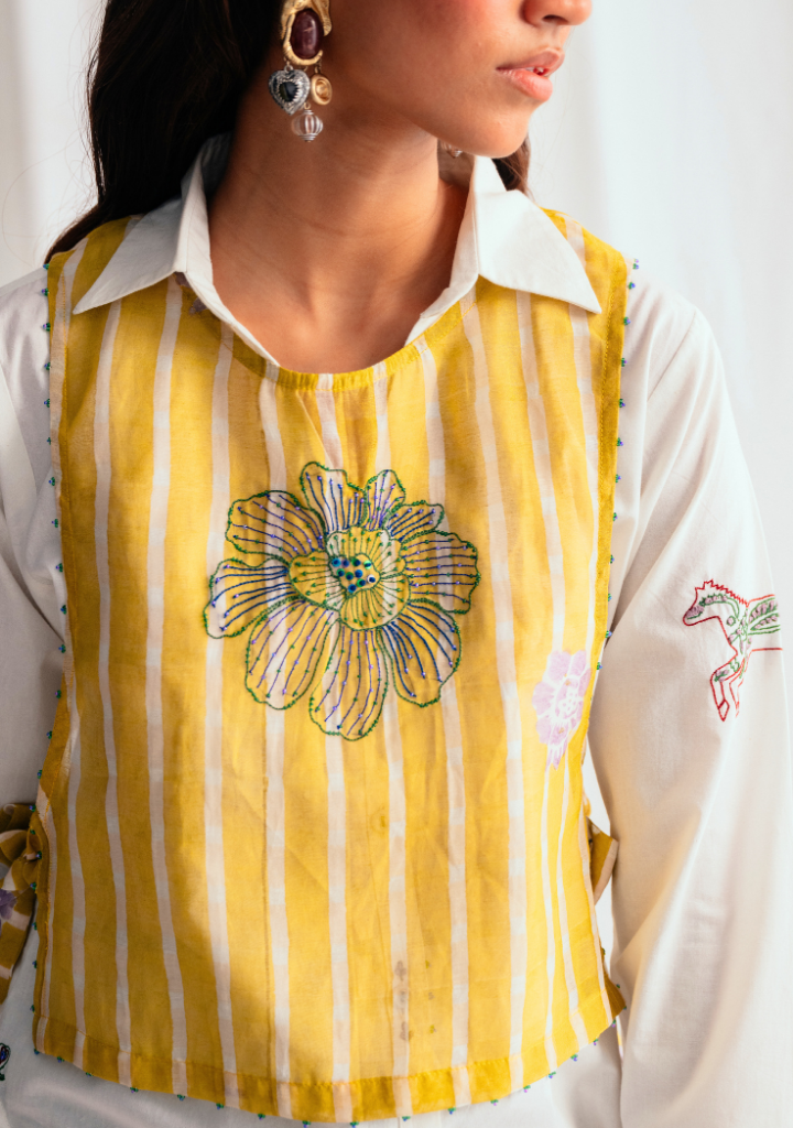 Dhoop Bib